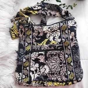 🆓🚚 Vera Bradley  Berry Paisley Cross bag